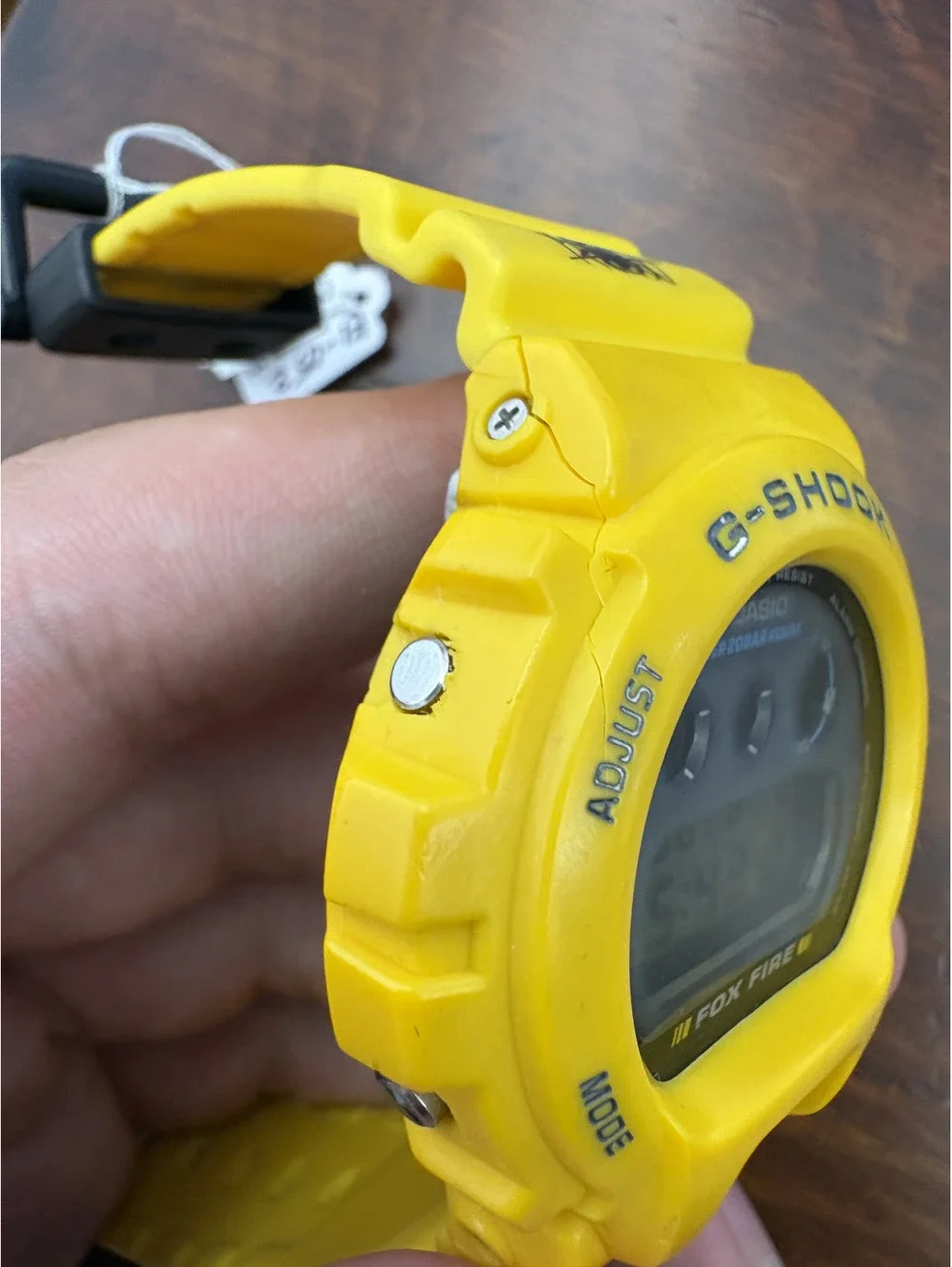 Yellow G Shock DW6900 Fox Fire Watch, Working